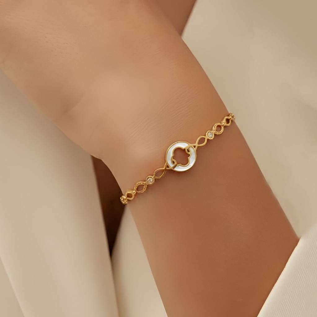 Gold Plated White Enamel Clover Bangle Anti-Tarnish Bracelet : HSPS60MB1532