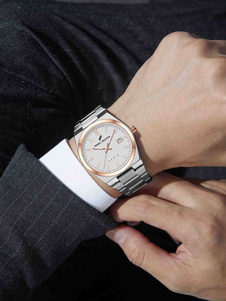 Daniel Hechter Paris Hoche Collection Formal Analog Watch For Men – Round Dial And Silver Stainless Steel Strap W : DHM1026-22