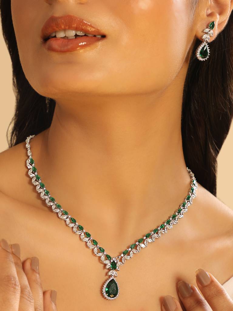 Celestial Emerald Cubic Zircon Necklace Set : YI24A0474N