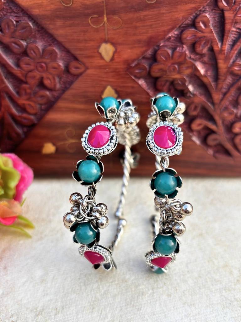 Set Of 2 Silver-Plated Beaded Kashmiri Bangles : VI26BC100054