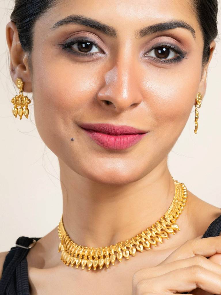 Gold Plated Leaf Necklace With Matching Stud Earrings Jewelry Set - Exquisite Jewelry : LAANP98