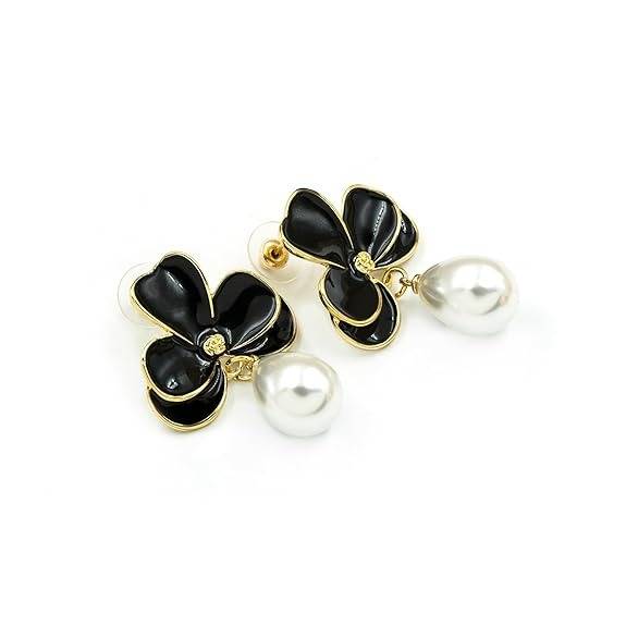 Black Clover Pearl Drop Anti Tarnish Earrings For Women : HSPS60MB1059