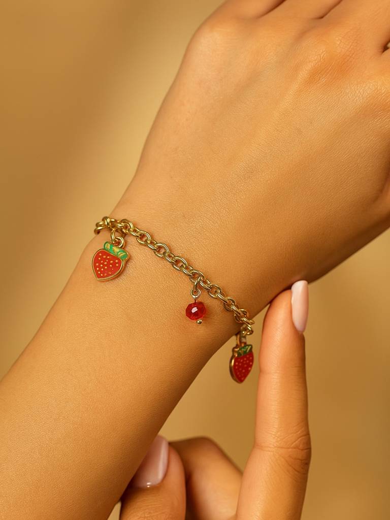 Strawberry Charms Bracelet : ATCB549SCB