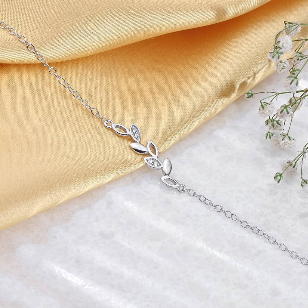 Leafy Glamour 925 Sterling Silver Bracelet With Cubic Zirconia : BR-80201