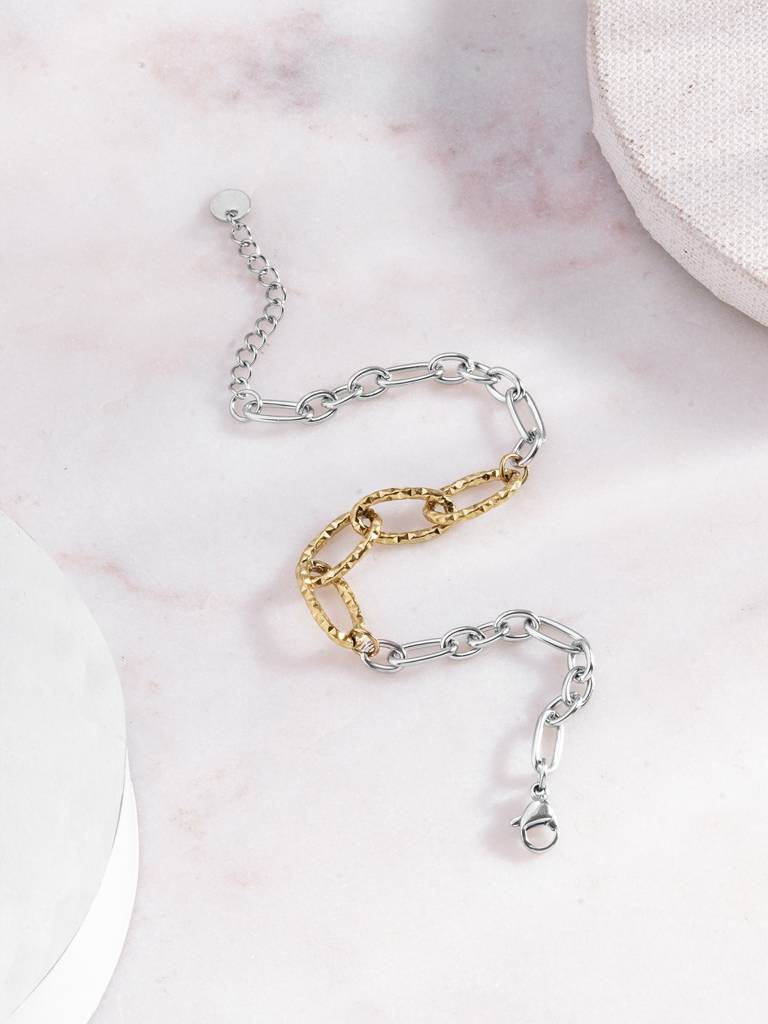 Dual Tone Figaro Link Chain Bracelet For Women - Waterproof & Anti-Tarnish : BR0589