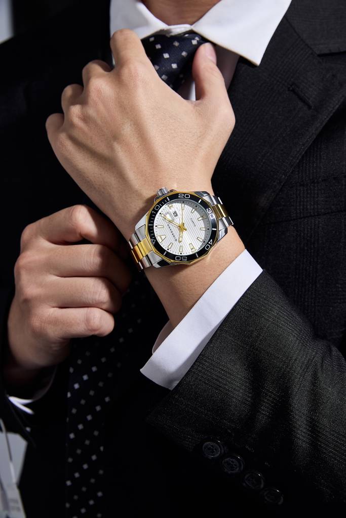 Giordano Stainless Steel Analog Watch For Men – Classic Sporty Design | Textured Dial, Quartz Movement And Date  : GZ-50149-33