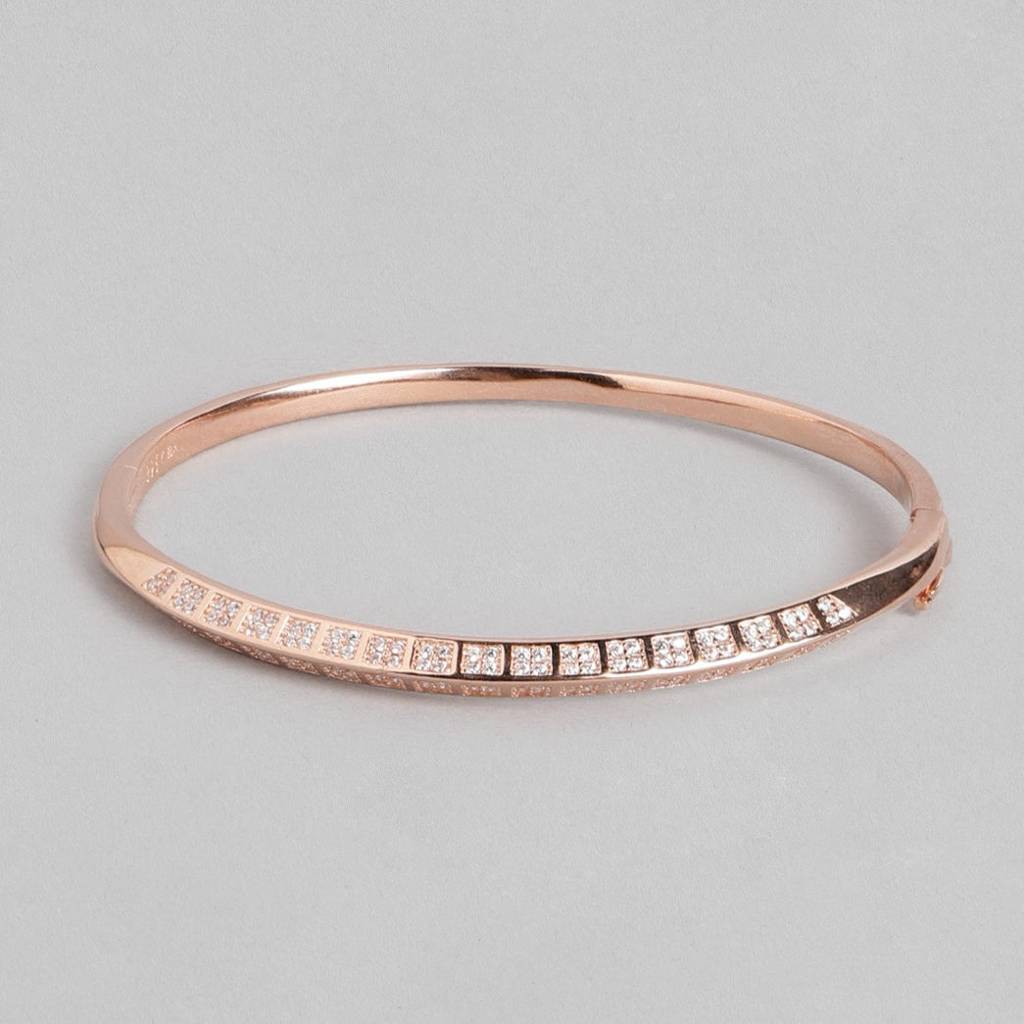 Elegant 925 Sterling Silver Cz Studded Silver Bracelet : BR-80143
