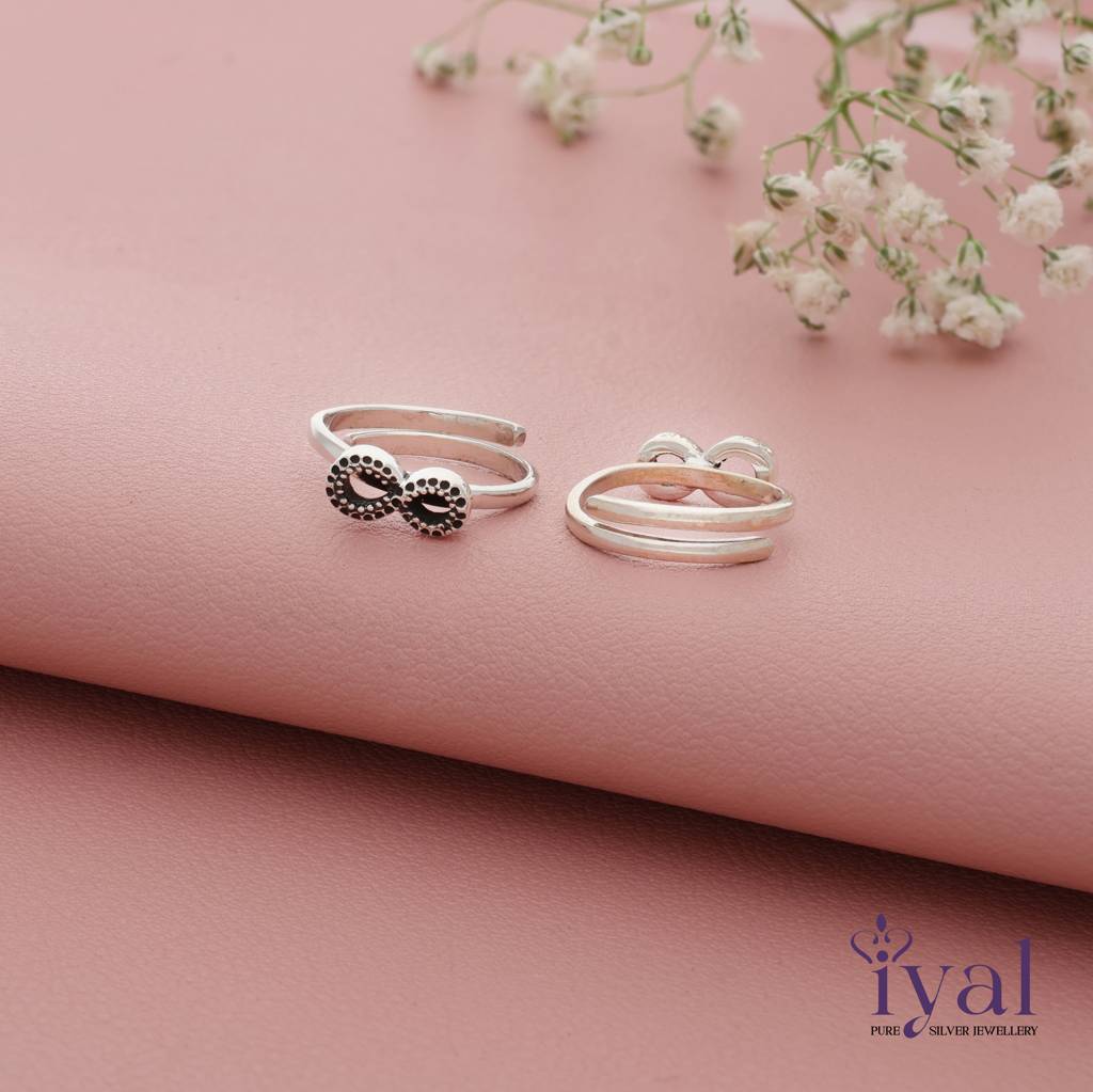 Infinity Oxidized Adjustable Silver Toering : TR-21