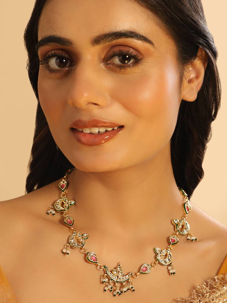 22K Gold Plated Regal Enamel Bloom Pearl Drop Necklace : YI24A0441H