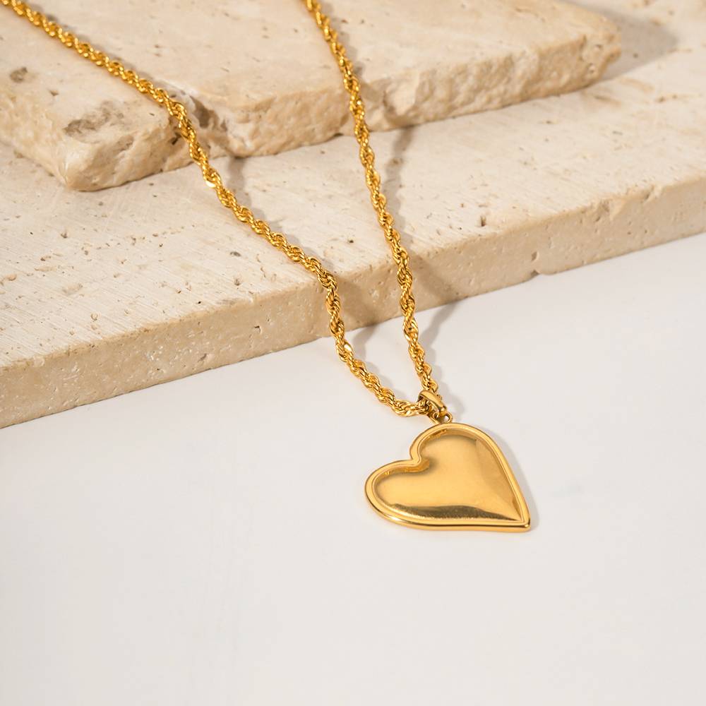 Heart Of Gold Necklace : HeartofGoldNecklace-JD-NK-PG-08