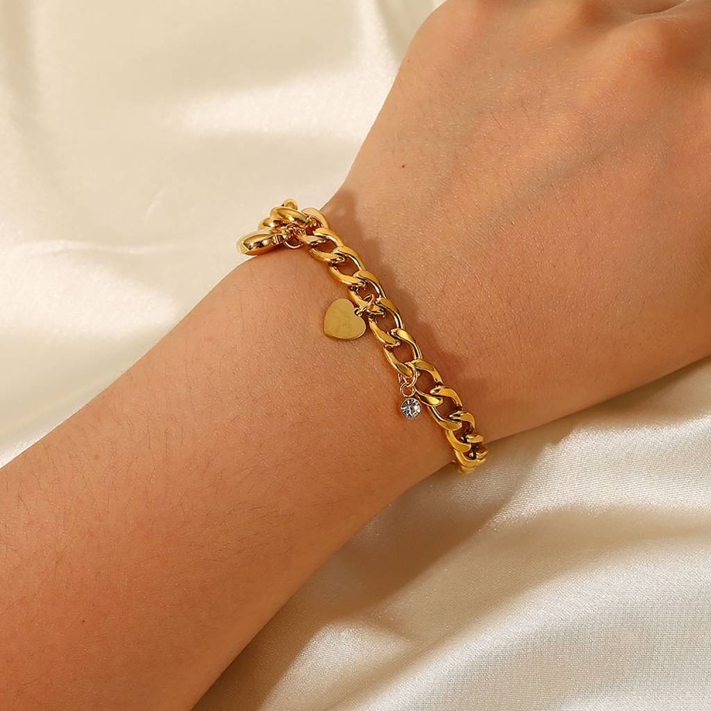 Love Links - Gold Loose Bracelet : LoveLinks-GoldLooseBracelet-JD-BR-LG-09