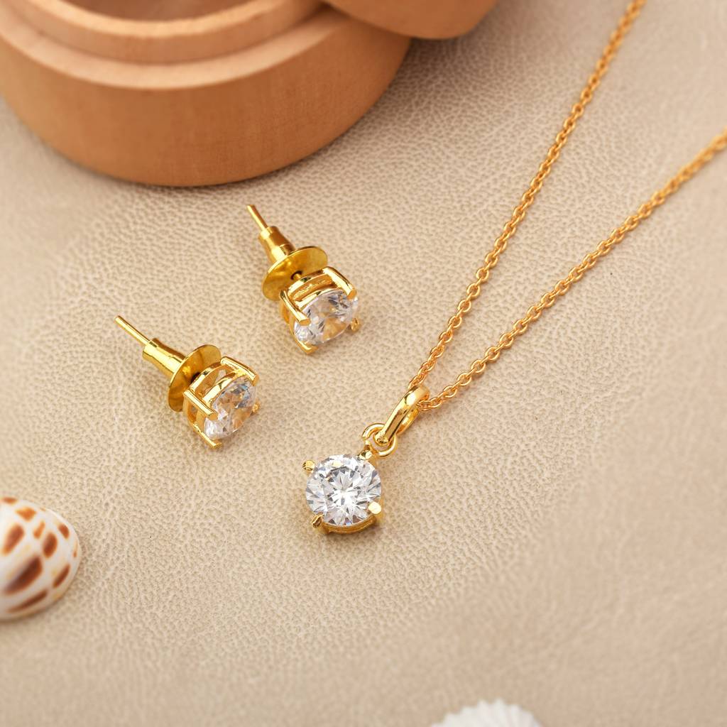 Timeless Zircon Gold Plated Pendant Set With Chain : SIPENGPCZ10