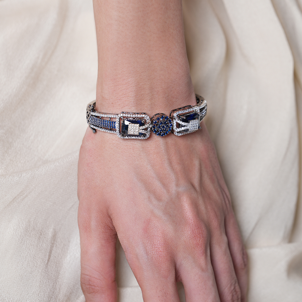 Designer Ad Bracelet : CAO0173STM