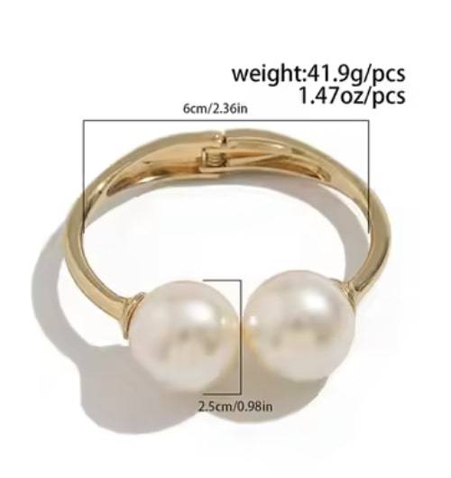 Majestic Pearl Cuff : YW-BR-CG-06