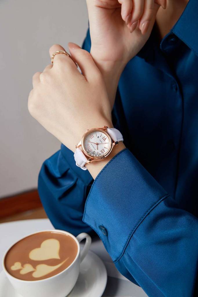 Giordano Luxury Analog Quartz Watch For Women Â Rose Gold Case, Roman Numerals, Crystal-Studded Dial, Leather  : GZ-60142-33