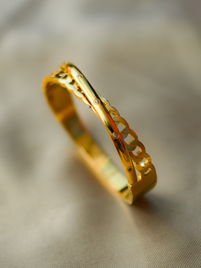 18K Gold Plated Chain Cuff With Cz Stones Â Skin Safe & Chic : ATB584DCB