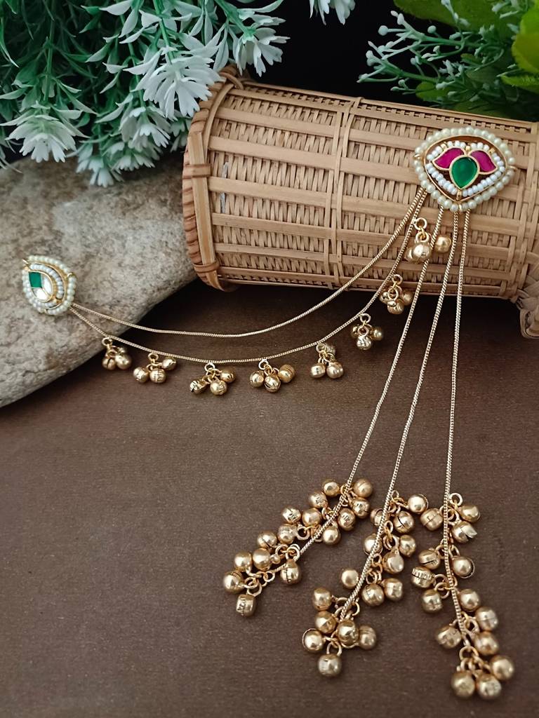 Brass-Plated Kundan Studded & Ghungroo Kashmiri Earrings With Earchains : VS105322