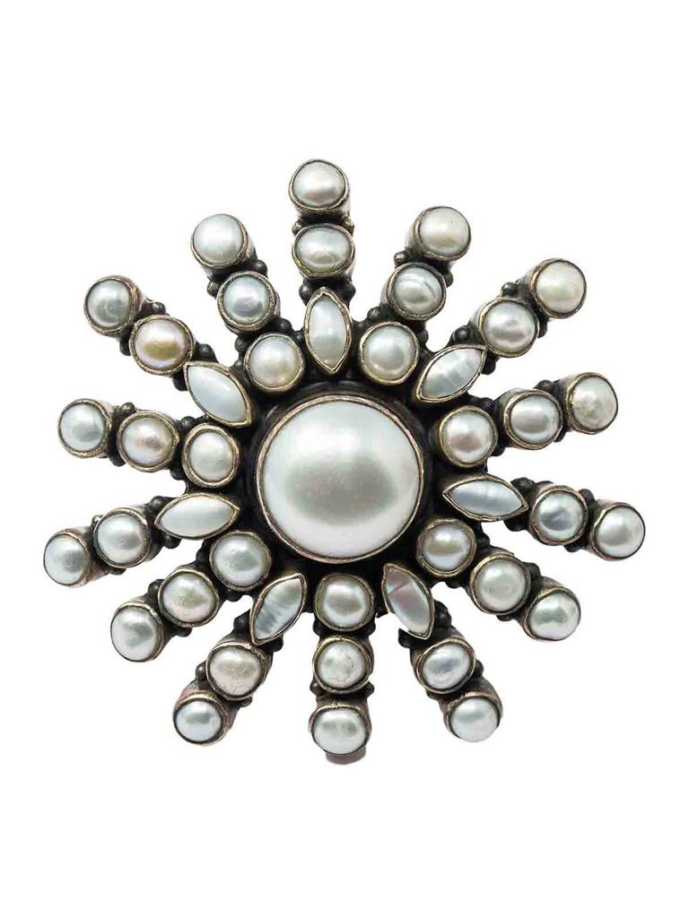 Silver White Flower Ring : U080SO030R0104