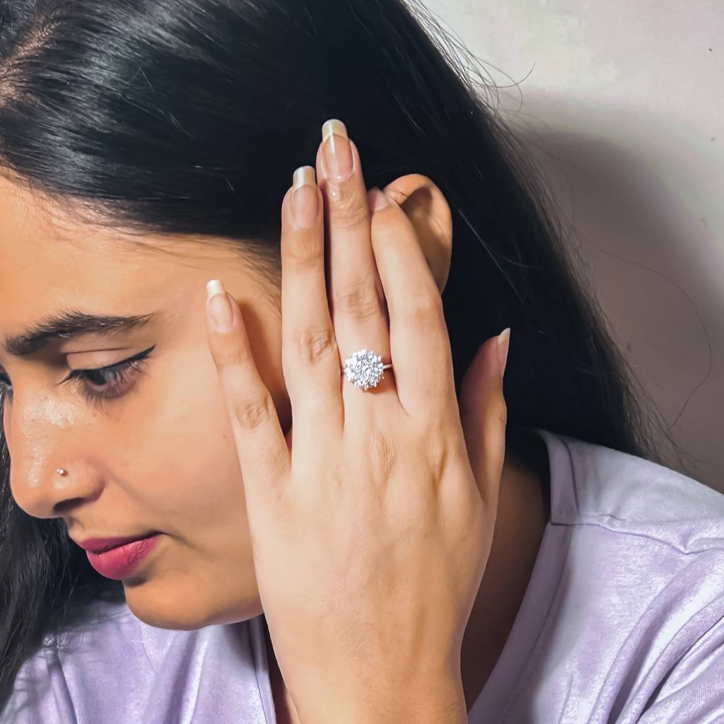 925 Silver Solitaire Engagement Ring : IS-RG-PL-1077