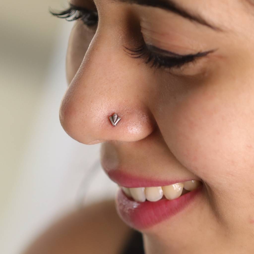 Silver Textured Bud Nose Pin : Silver_Textured_Bud_Nose_Pin_July25