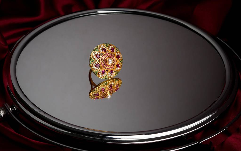 Heera Panna Ornate Ring : HPR01