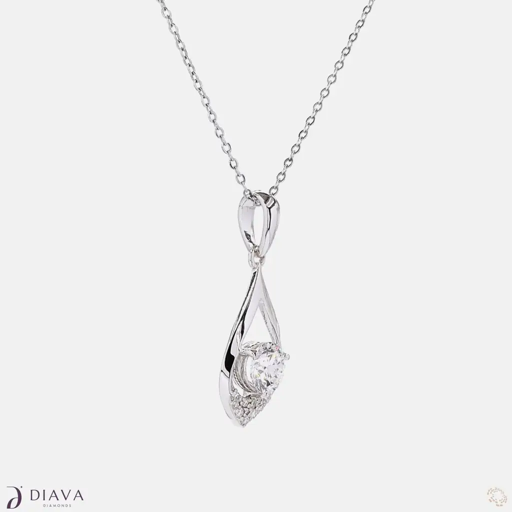Diamond Dew Pendant : DiamondDewPendant
