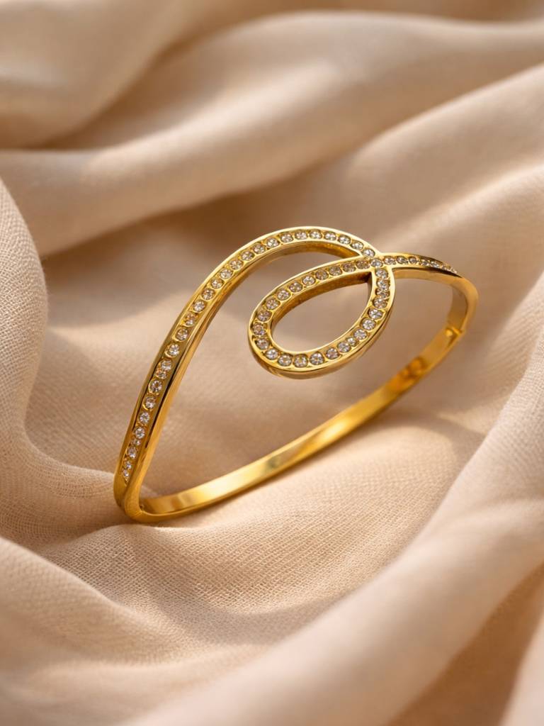 18K Gold Plated Cz Studded Designer Bracelet For Women : ATB869ESDB