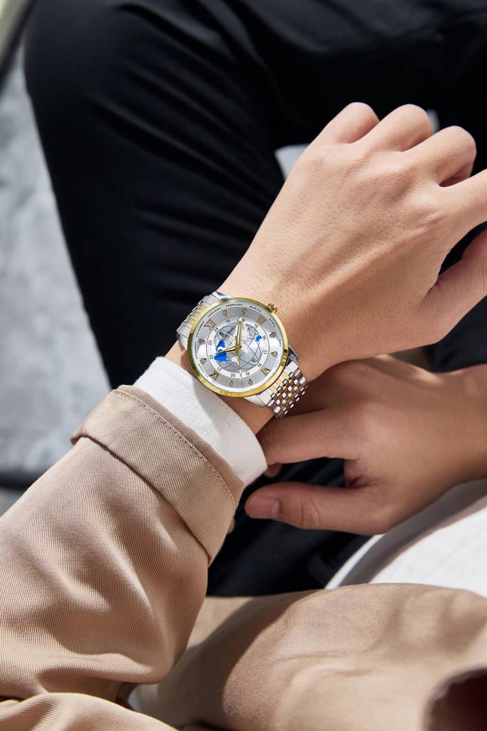 Baker Collection Analog Quartz Watch For Men With Stainless Steel Strap, Luminous Hands And World Map Dial Design : LFM10009-33