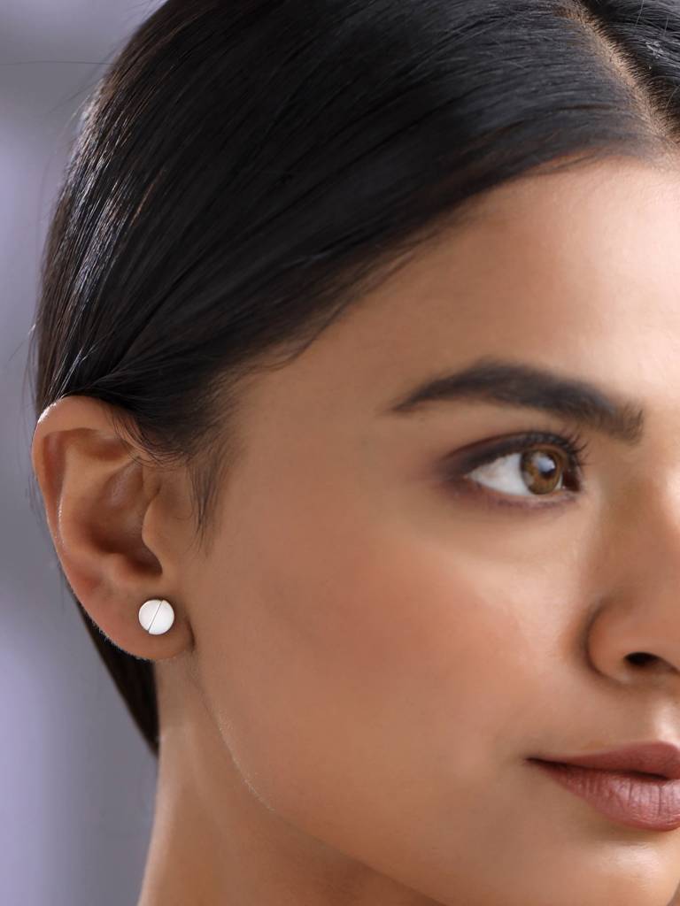 Kicky And Perky 925 Sterling Silver Mop Round Stud Earring : VSILIJE047_S