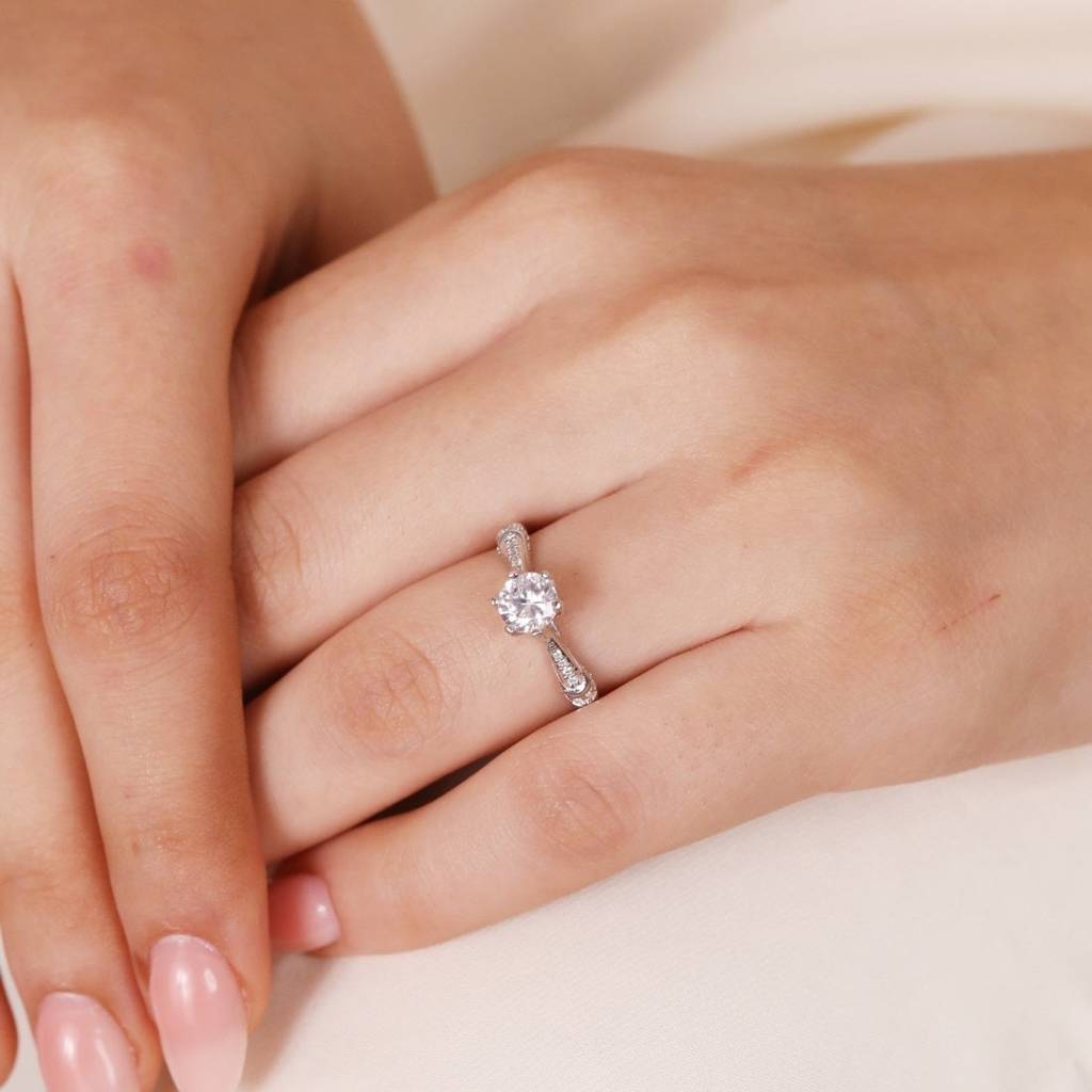 Regal Solitaire 925 Silver Ring (Adjustable) : RNG-40043
