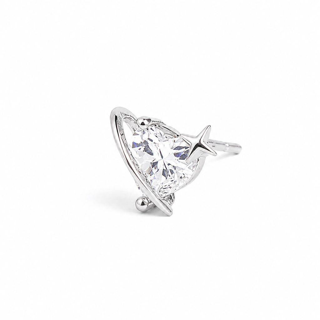 Silver Starry Heart Sparkle Studs : WER00095