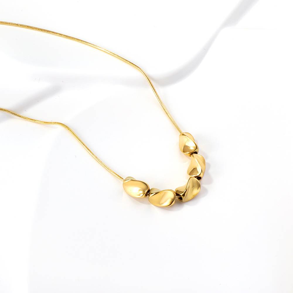 Majestic Twine Gold Necklace : MajesticTwineGoldNecklace-AS-NK-CG-02