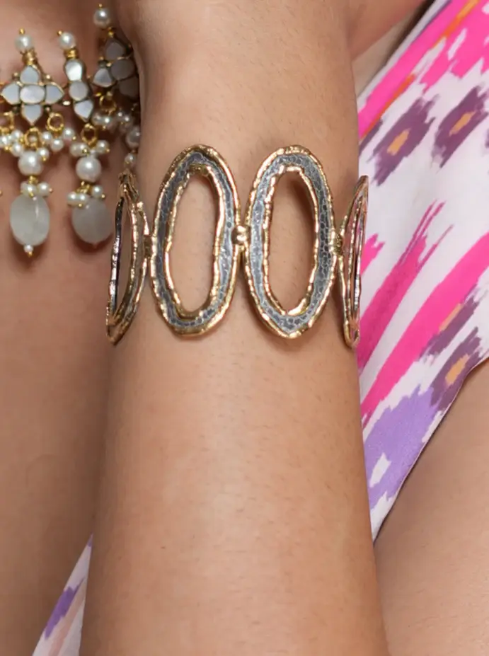Maximalist Luxurious Cuff : SHCAR2523