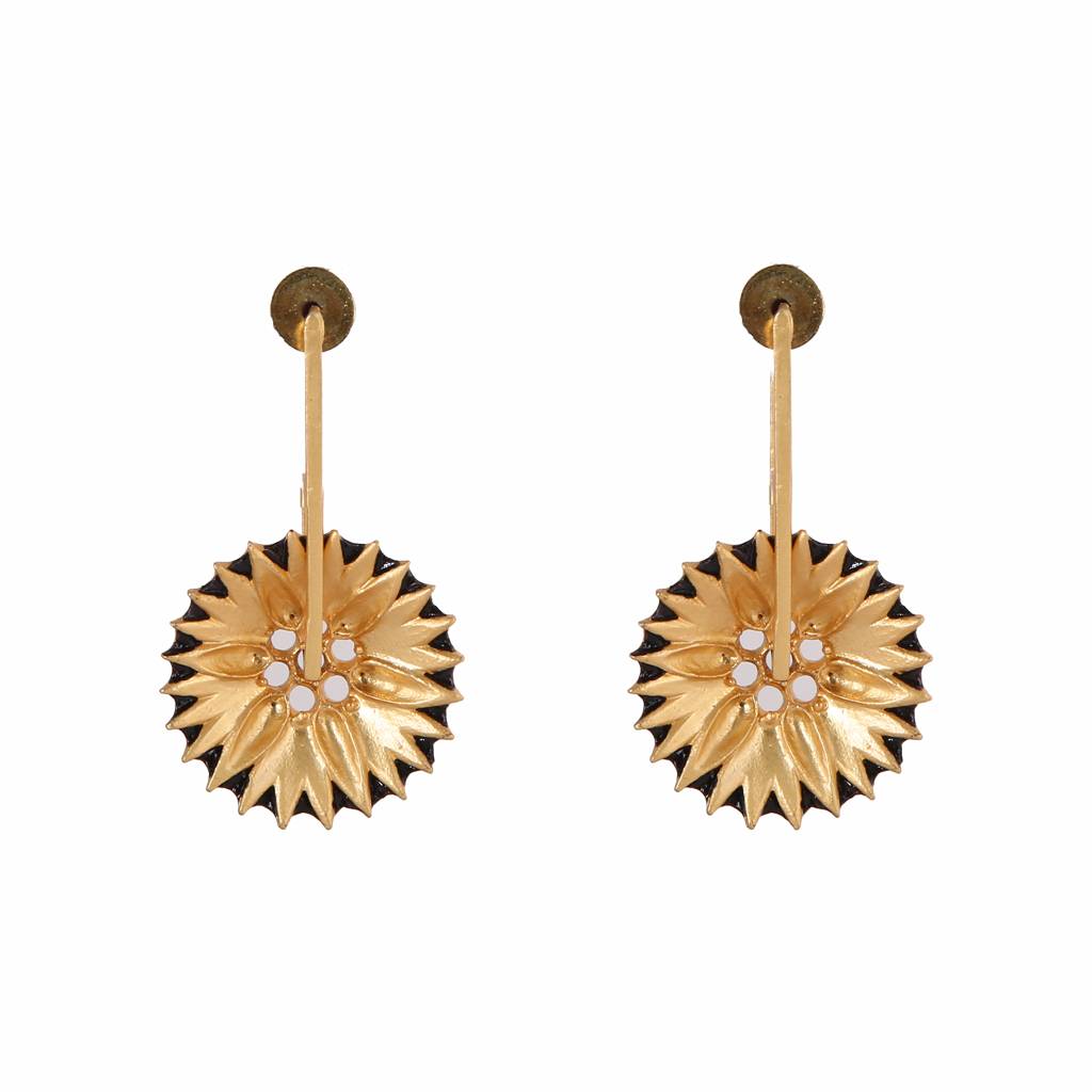 Beguiling Blossom Earrings : OTW-1027