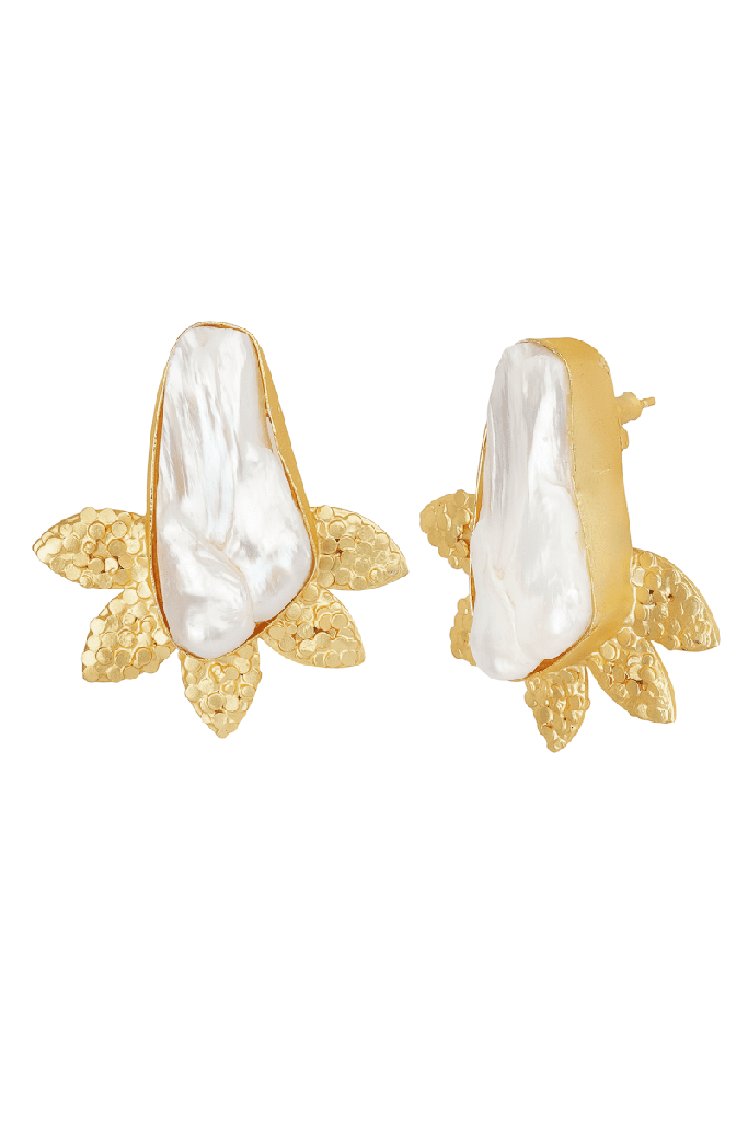 Pleasant Pearl Earrings : PR-99