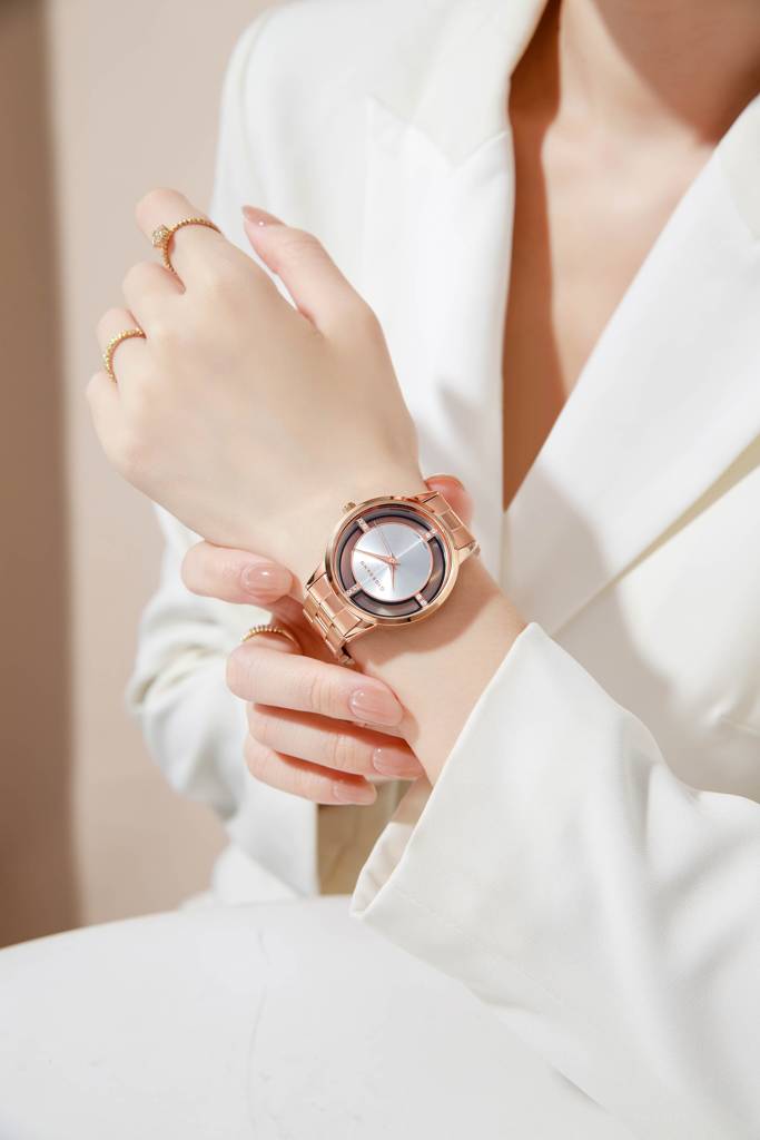 Giordano Analog Stylish Watch For Women With See-Through Dial With Crystal Accents And Stainless Steel Strap : GZ-60078-22