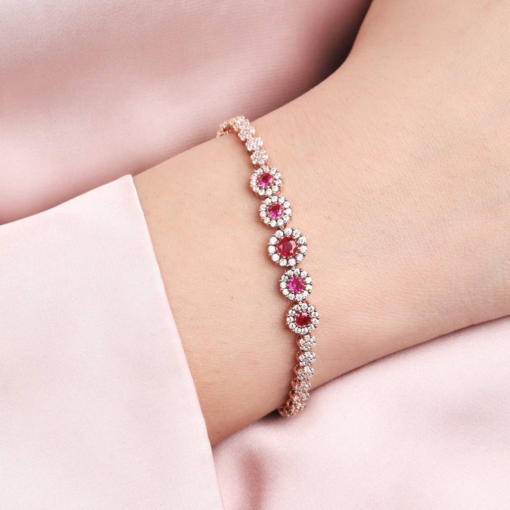 Rose Petal Adorn 925 Sterling Silver Adjustable Floral Bracelet : BR-80215-RG