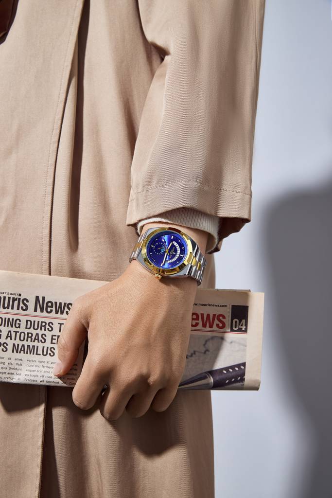 Camden Collection Analog Quartz Watch For Men With Round Dial, Retrograde Date Display, 24-Hour Day-Night Indica : LFM10021-33