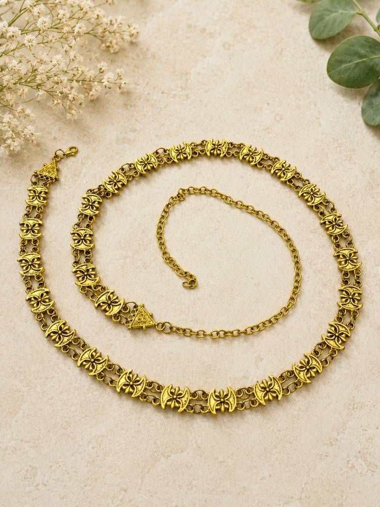 Women Gold-Plated Oxidised Layered Waist Chain Kamarbandh : VI26KB10002