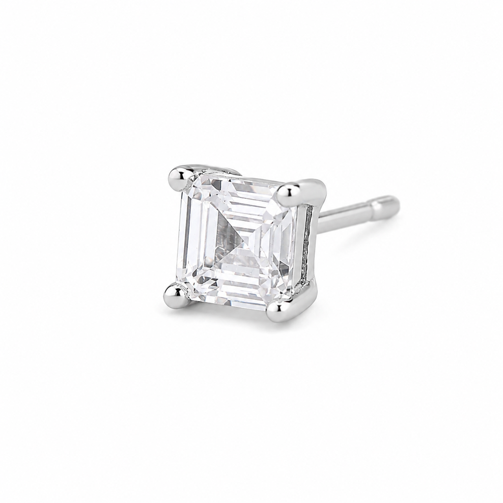 Silver Minimal Luxe Solitaire Studs : WER00052