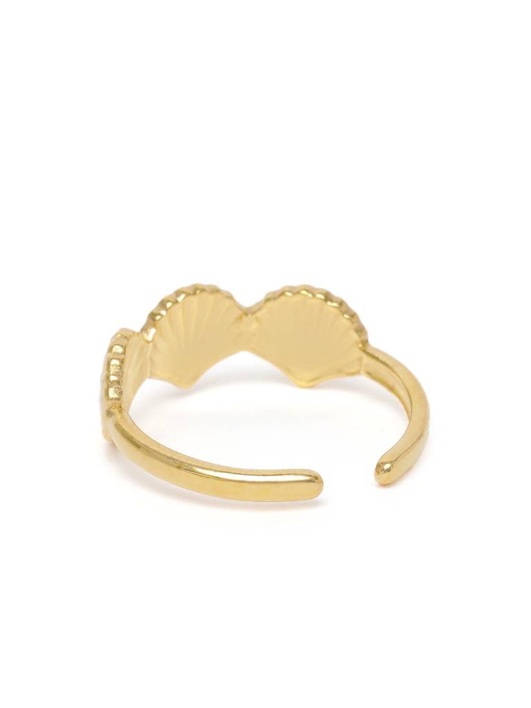 Golden Scallop Shell Ring : AVRI10007