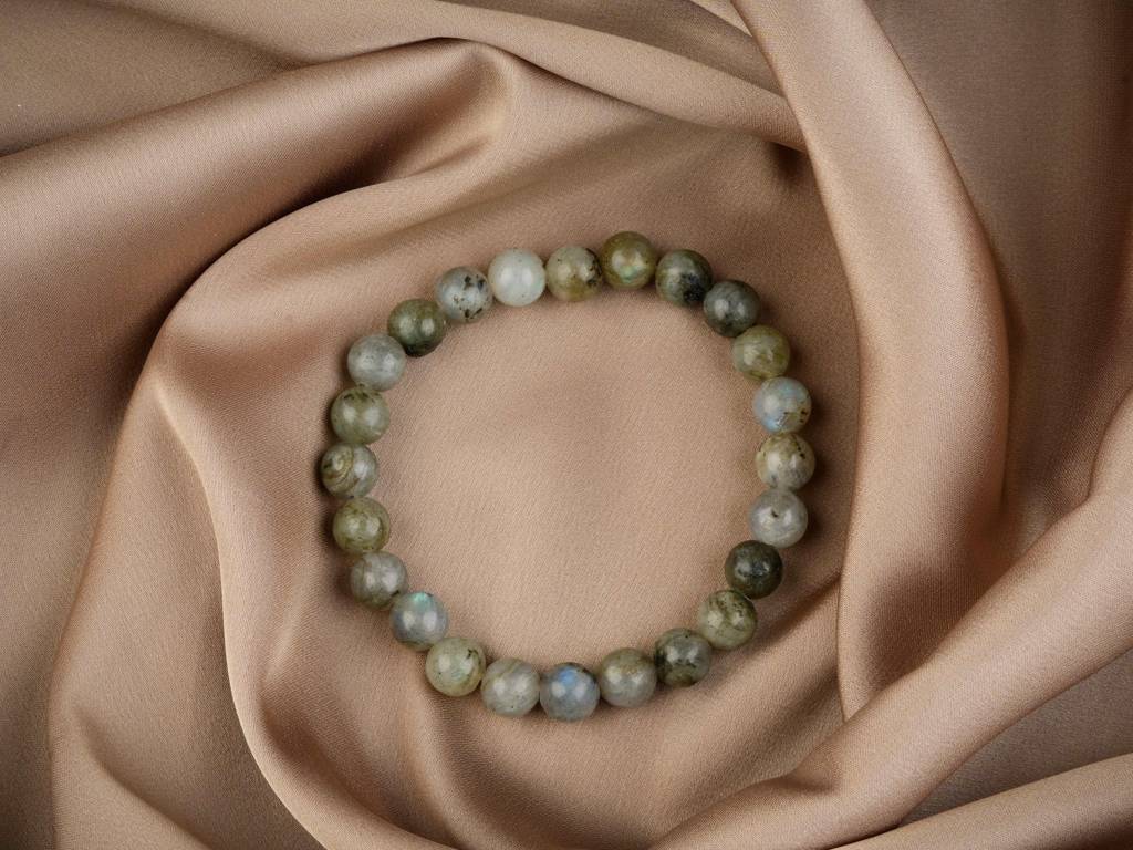 Labradorite Bracelet For Creativity And Spiritual Awakening : IVB07