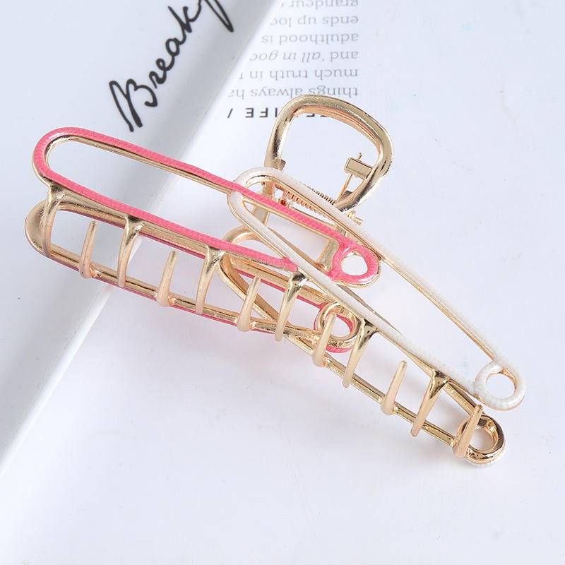Blush Rebel Hair Claw : AST-HAIR-0002