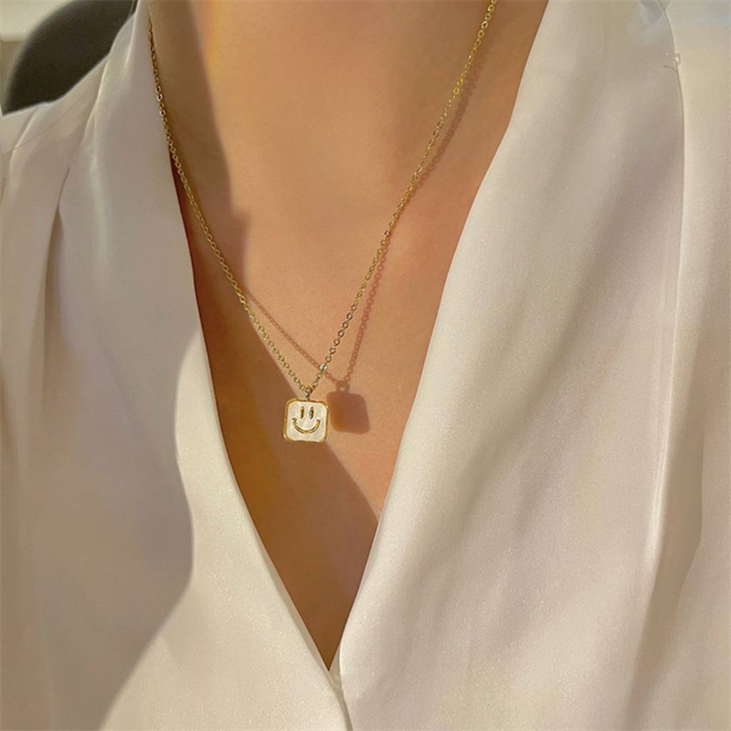 18K Gold Plated Smiley Emoji Pendant Necklace : ATO0624P011G