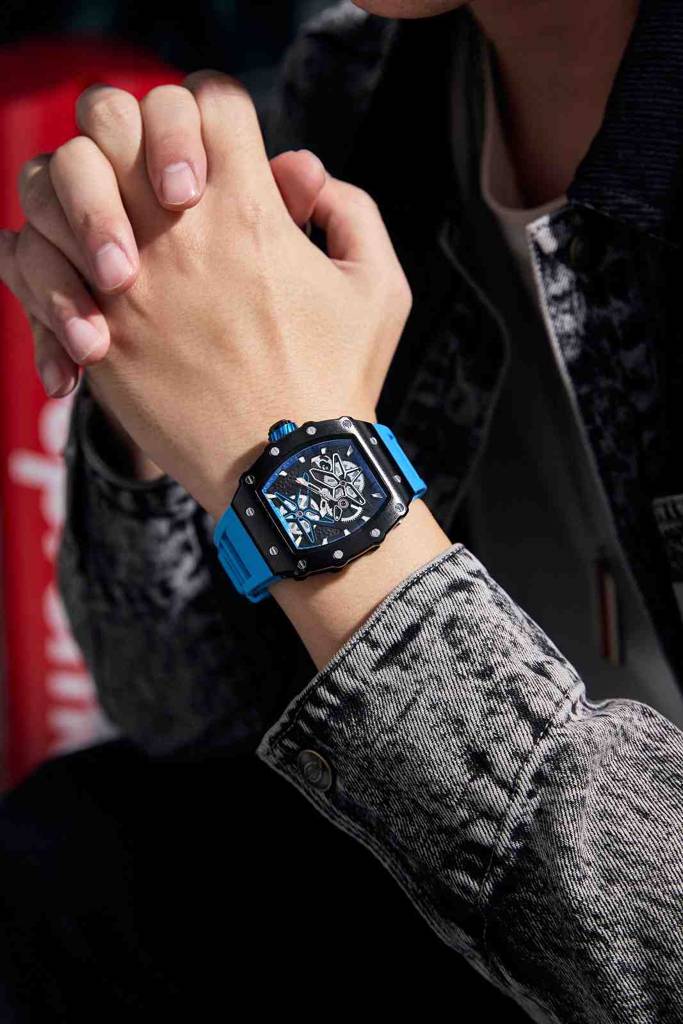 Giordano Analog Skeleton Dial Watch For Men Â Tonneau Case, Silicone Strap, Open-Gear Sport Design, Quartz Mov : GZ-50188-77