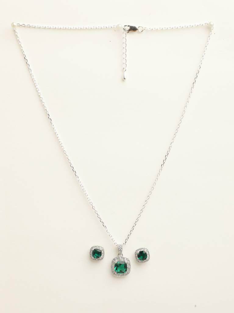 92.5 Sterling Silver Rhodium Plated Swiss Zirconia Dark Green Cushion Pendant Earring Chain Jewellery Set Gif : CSCLRP2E2CU_EM