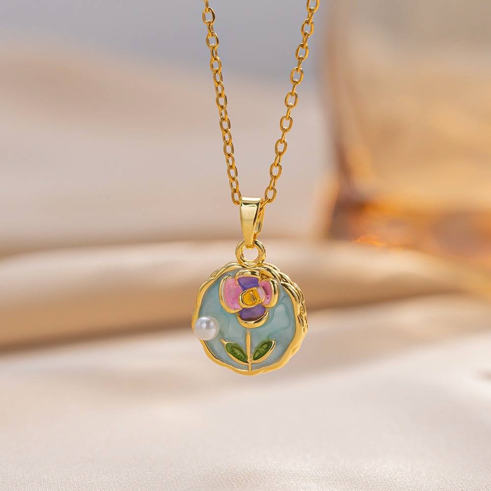 Stylish Resin Art Smart Look Tourquoise Round Shape Pendant With Anti Tarnish Gold Plated Chain : 118307