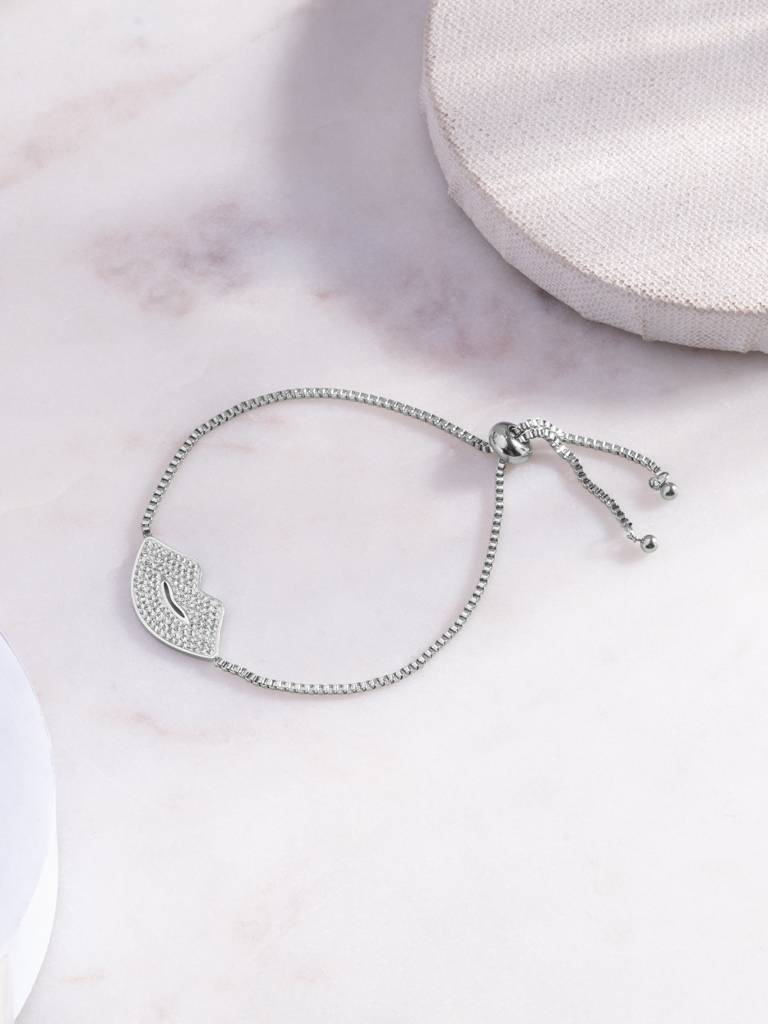 Crystaline Lip Motif Bolo Bracelet For Women - Waterproof & Anti-Tarnish : BR0500