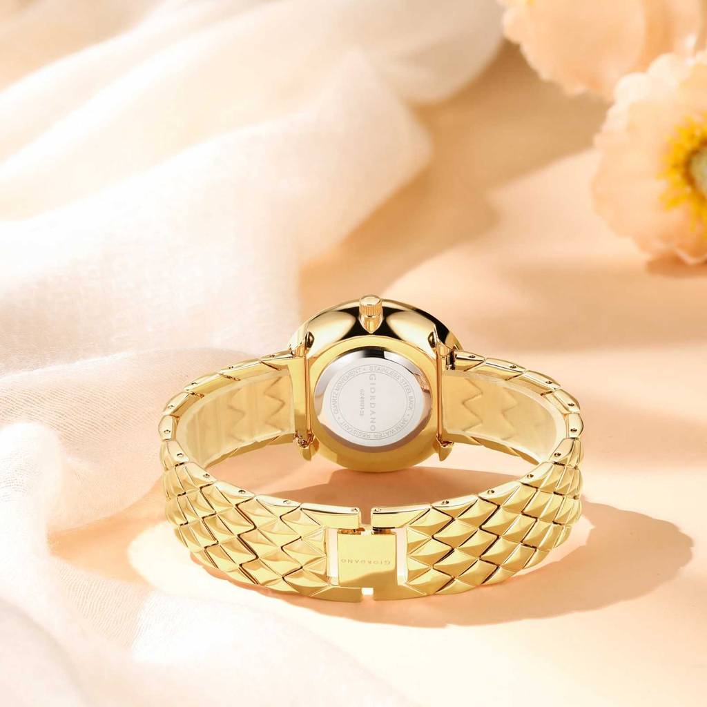 Giordano Elegant Analoge Watch For Women - Unique Rounded-Square Dial, Roman Numeral Dial, Date Display And Text : GZ-60121-33