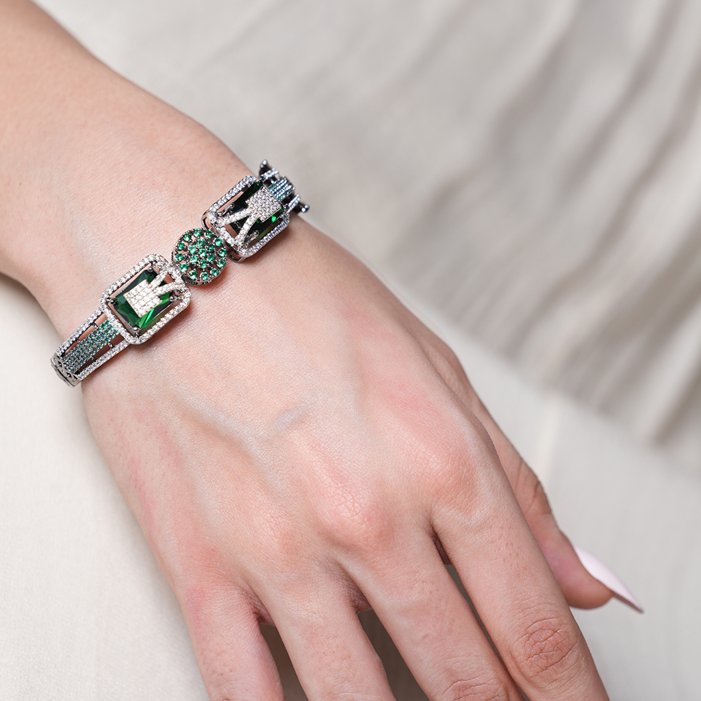 Designer Ad Bracelet : CAO0172STM